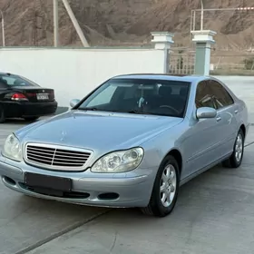 Mercedes-Benz S-Class 2001