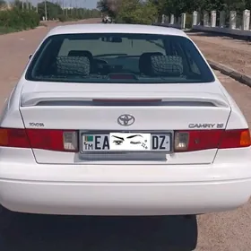 Toyota Camry 2001