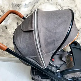 Детская коляска.