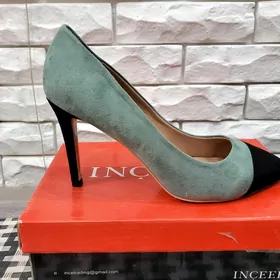 Женские туфли.