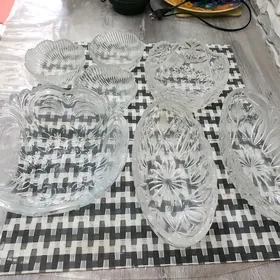 Посуда (вазы).