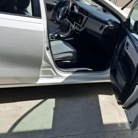 Toyota Corolla 2017