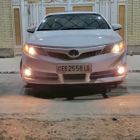 Toyota Camry 2012