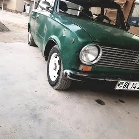 Lada 2104 1983