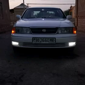 Toyota Avalon 1999