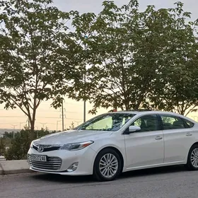 Toyota Avalon 2013