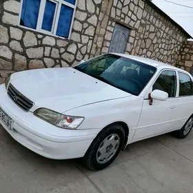 Toyota Corona 1998