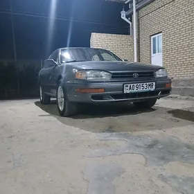 Toyota Camry 1993