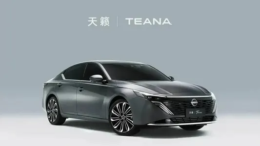 Nissan Teana — Huawei sanly kokpiti bilen enjamlaşdyrylan ilkinji benzinli awtoulag bolar