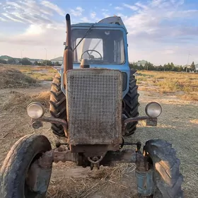 MTZ 80 2000