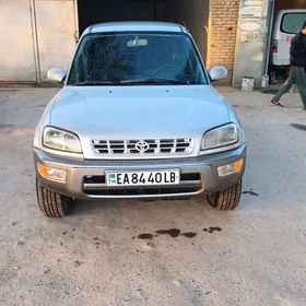 Toyota RAV4 1998