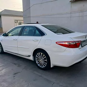 Toyota Camry 2015