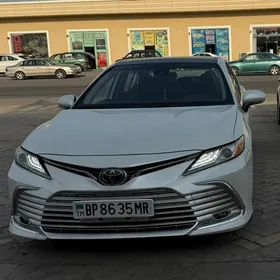 Toyota Camry 2020