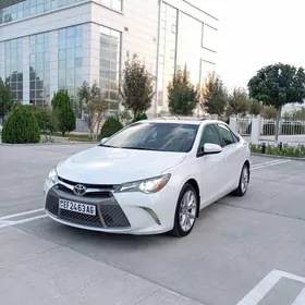 Toyota Camry 2016