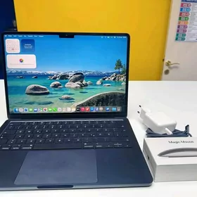 Macbook Air M2/13 inch/2022/