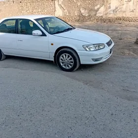 Toyota Camry 2000