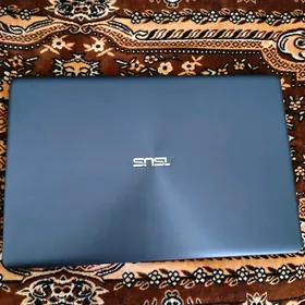 Ноутбук Asus