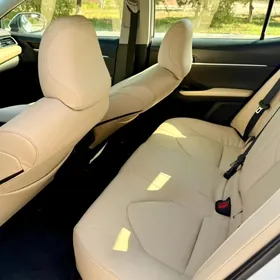 Toyota Camry 2022