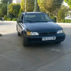Toyota Corona 1993