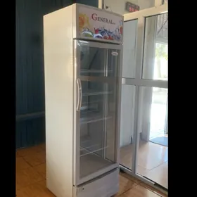 Witrina holodilnik