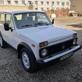 Lada Niva 2003