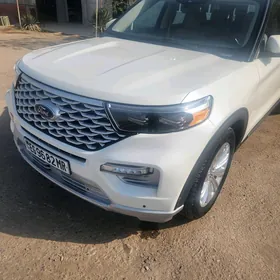 Ford Explorer 2021