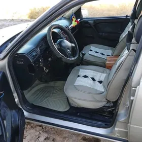 Opel Vectra 1990