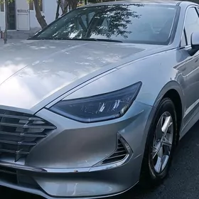 Hyundai Sonata 2021