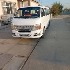 Nissan Urvan 2008