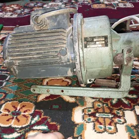 Motor/Elektro dvigatel