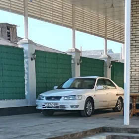 Toyota Camry 2000