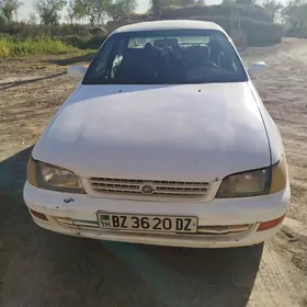 Toyota Corona 1996