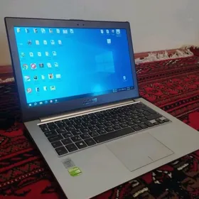 noutbuk. ноутбук Asus core i7.
