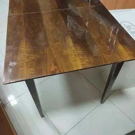 стол обеденный,Чехословакия