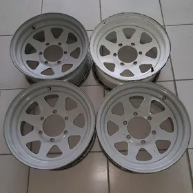 Nissan Pathfinder disga 15 lik