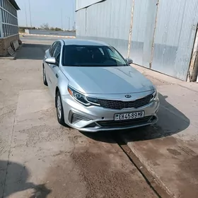 Kia Optima 2020
