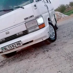 Toyota Hiace 1989