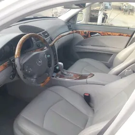 Mercedes-Benz E320 2003