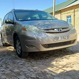 Toyota Sienna 2006
