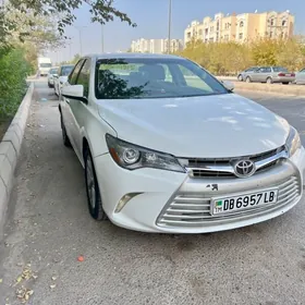 Toyota Camry 2017