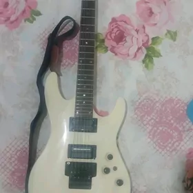 Clevan elektro gitara