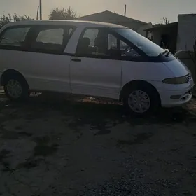 Toyota Previa 1990