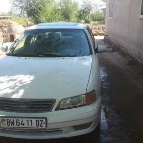 Infiniti I30 1998