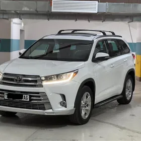 Toyota Highlander 2019