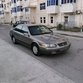 Toyota Camry 1998