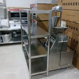 Gap goýulýan polka