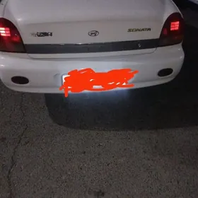Hyundai Sonata 1999