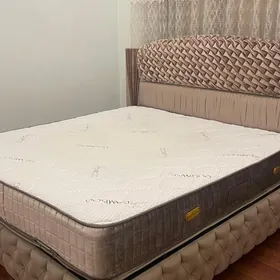 кровать двух спальная