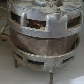 электродвигатель