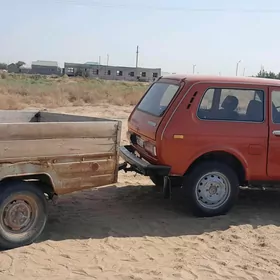 Lada Niva 1985